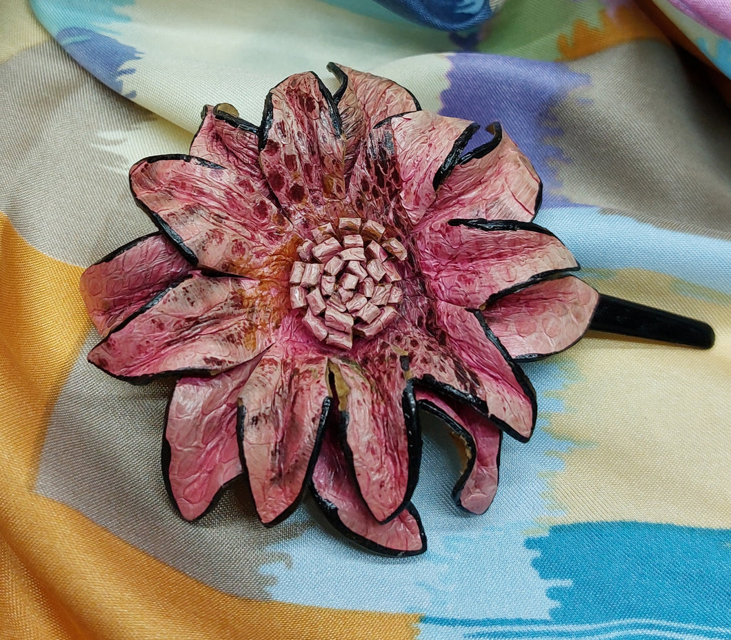 ACCESSORY FOR HEAD SNAKE-LEATHER-DESIGN 