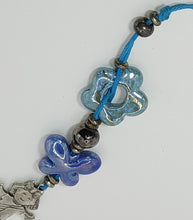 Load image into Gallery viewer, GOOD LUCK CHARM/TALISMAN WHITE ZINC METAL GIRL
