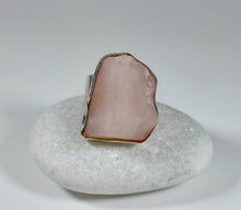 Load image into Gallery viewer, SILVER RING, 1 LARGE TRIANGLE-SHAPED GENUINE PINK QUARZ
